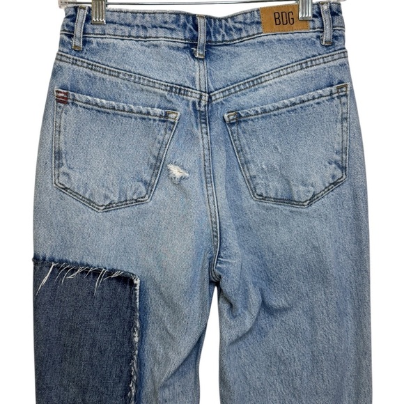 Urban Outfitters BDG Slim Straight Distressed Patchwork Denim Jeans Womens 26 - Picture 3 of 11